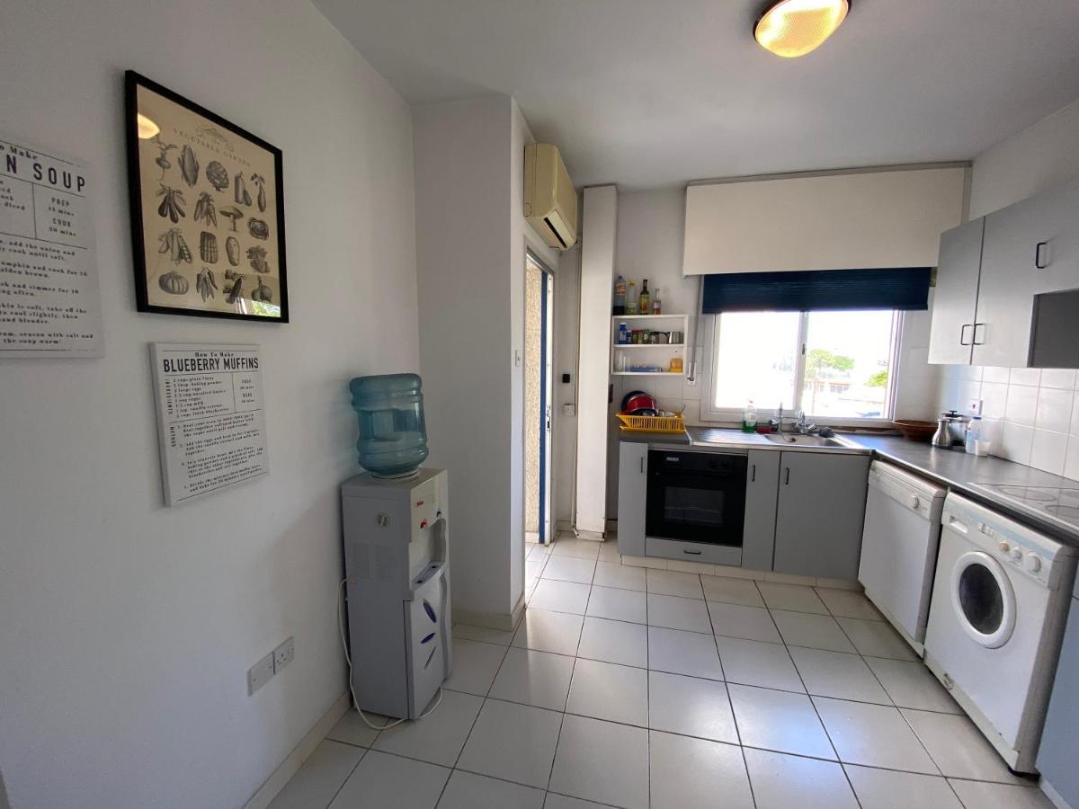 Private Room In A Shared Flat At Best Location Λεμεσός Εξωτερικό φωτογραφία