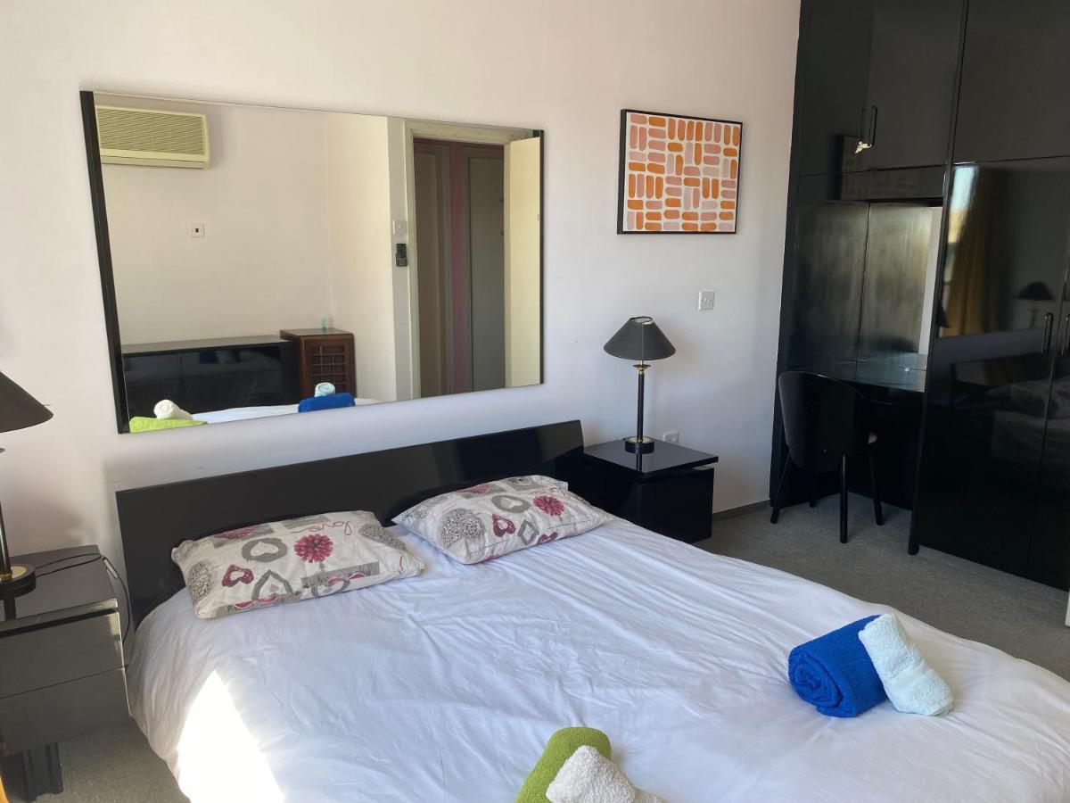 Private Room In A Shared Flat At Best Location Λεμεσός Εξωτερικό φωτογραφία