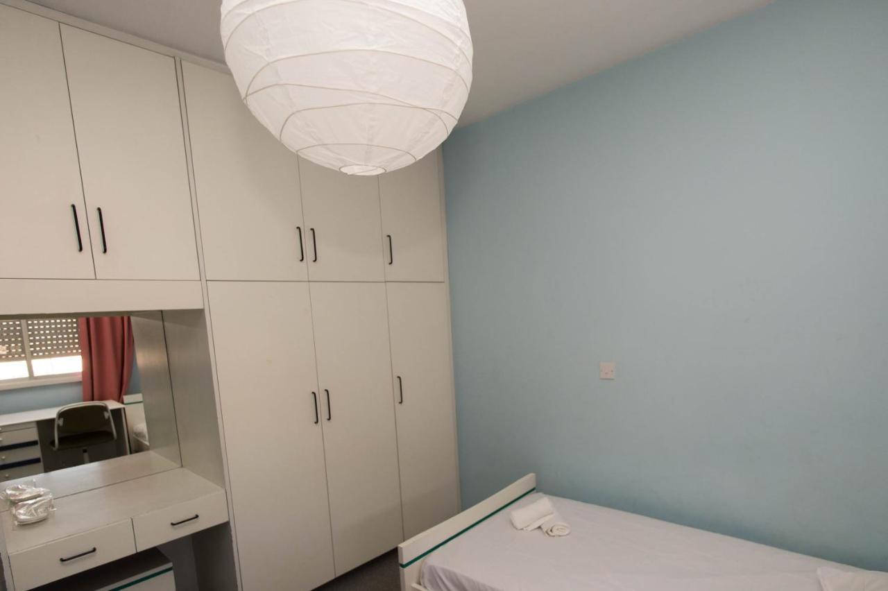 Private Room In A Shared Flat At Best Location Λεμεσός Εξωτερικό φωτογραφία